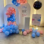 Gender reveal decor